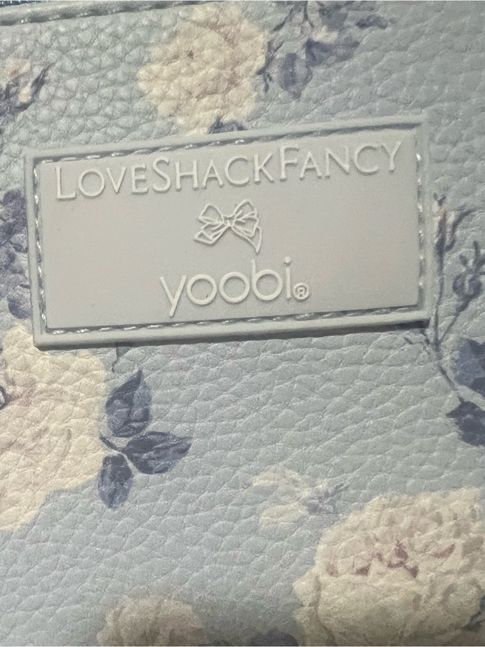 Loveshackfancy x yoobi accessory pouch - Picture 8 of 10